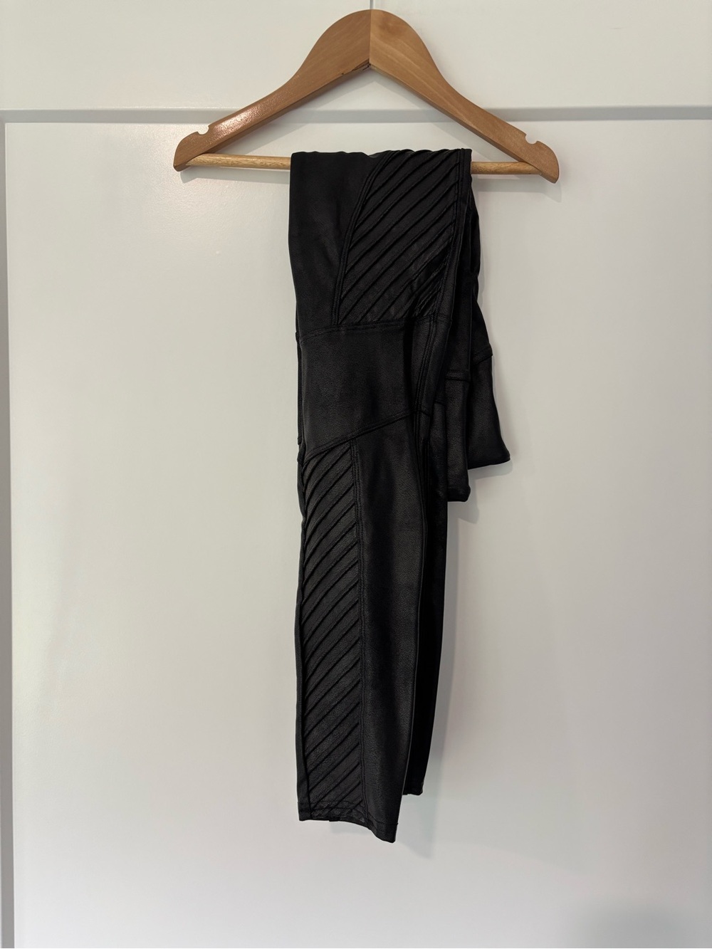 SPANX Black Faux Leather Moto Legging Small